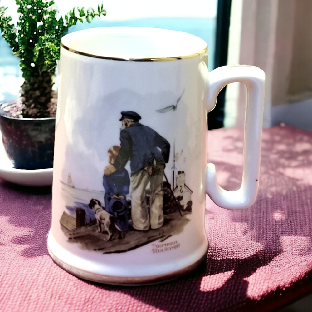Vtg 1985 Authentic Norman Rockwell "Looking Out To Sea" Gold Rimmed Mug Cup